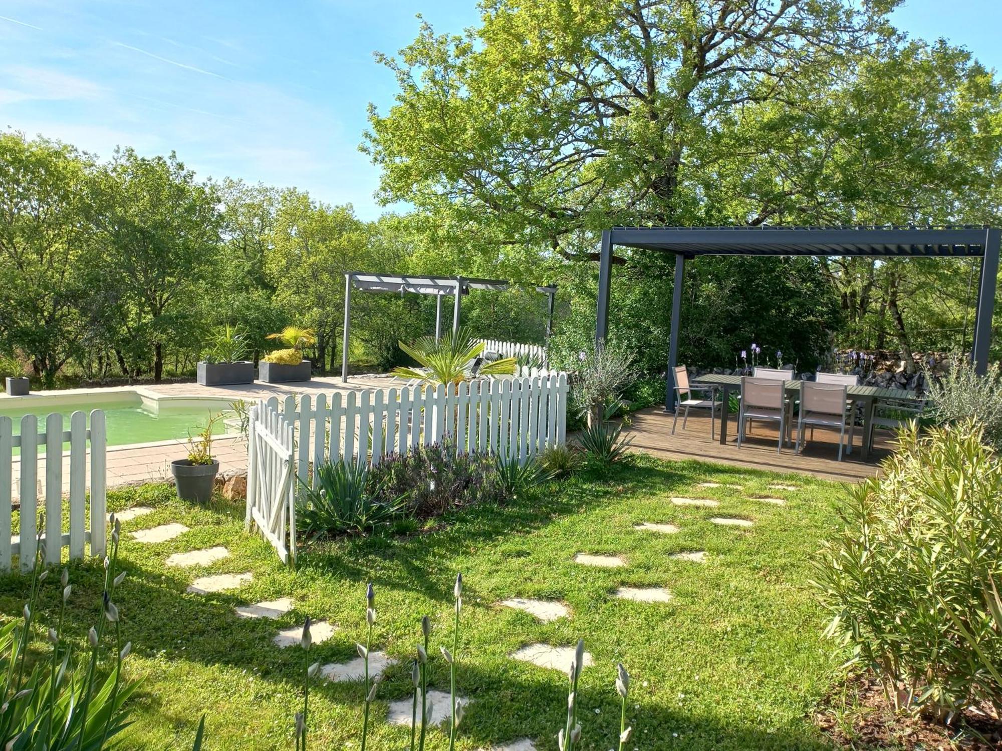 Maison De Campagne Avec Piscine Béduer Esterno foto